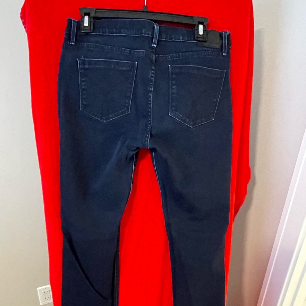 Brand: Calvin Klein                                         Size 31 (Dark Blue)